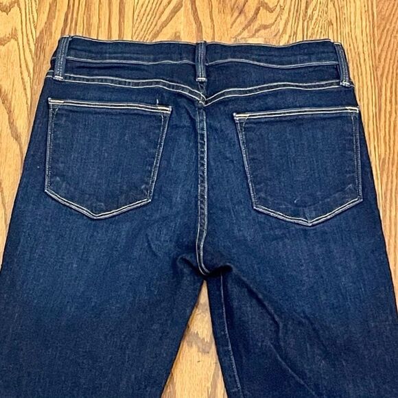 Frame Le High Skinny Jeans. Dark Wash. size 28 - Picture 4 of 9
